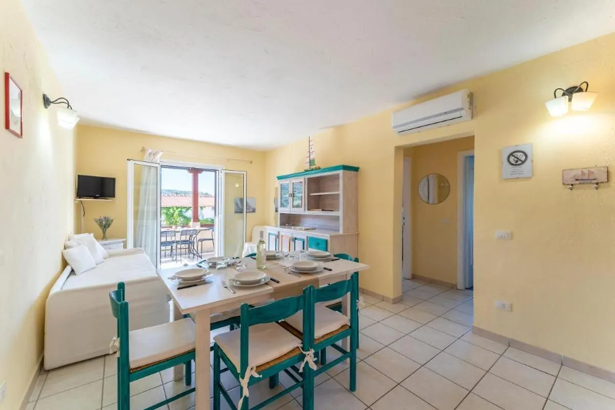 Fantastico Baia De Bahas Residence Two Bedroom Sleeps Six Num0901 Marinella
