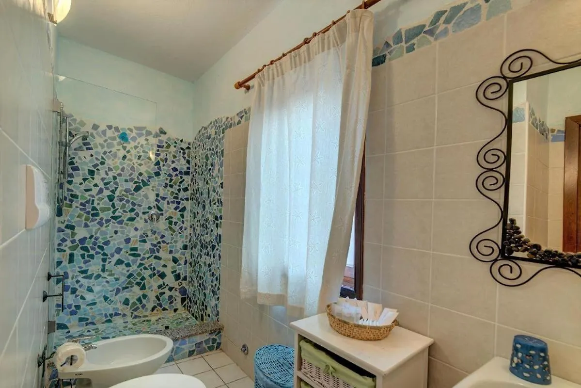 Fantastico Baia De Bahas Residence Two Bedroom Sleeps Six Num0901 Marinella