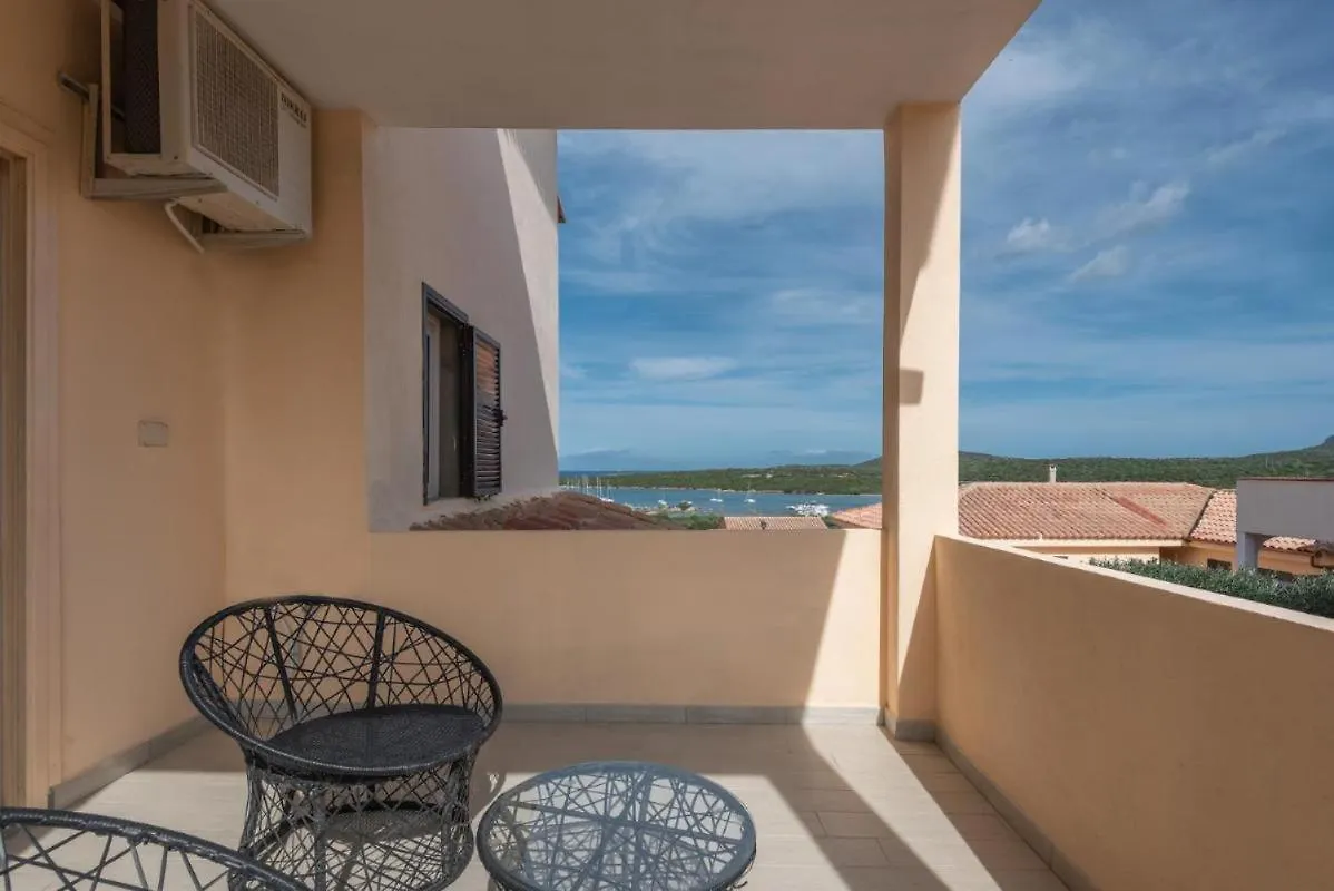 Fantastico Baia De Bahas Residence Two Bedroom Sleeps Six Num0901 Marinella  0*, Marinella (Sardinia)