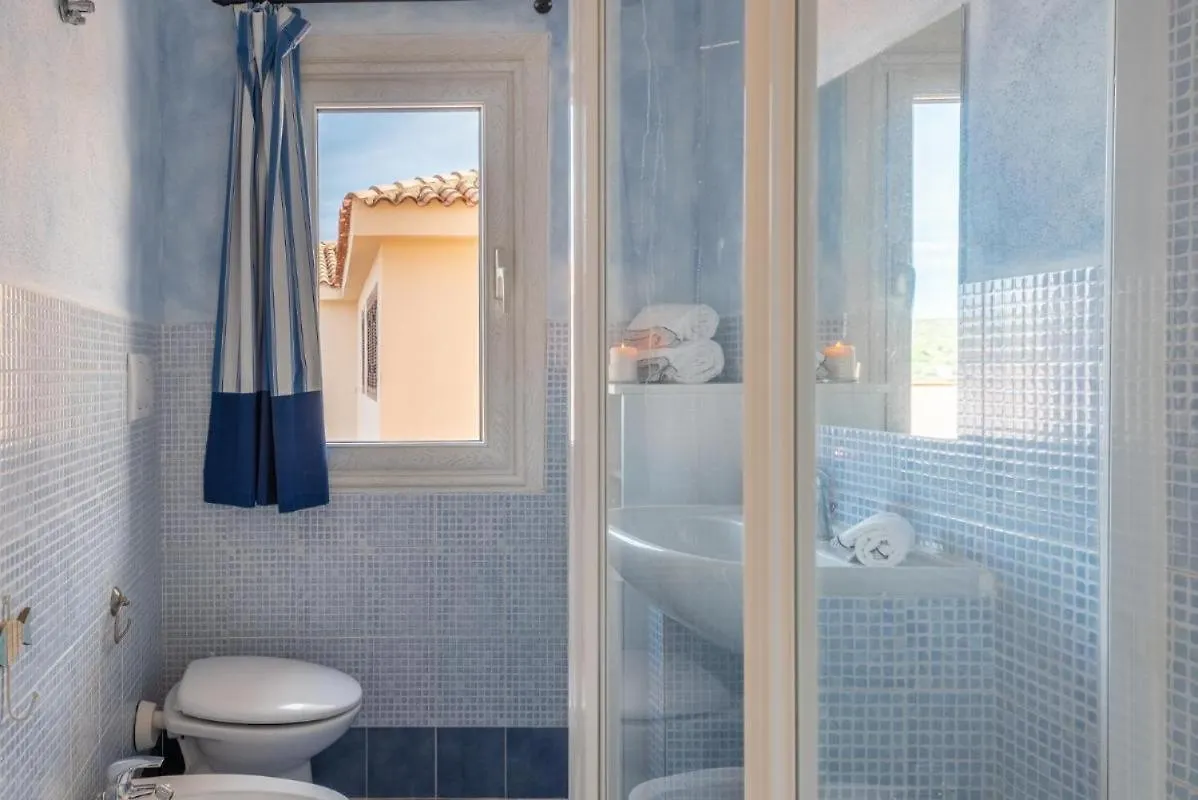 Fantastico Baia De Bahas Residence Two Bedroom Sleeps Six Num0901 Marinella  0*, Marinella (Sardinia)